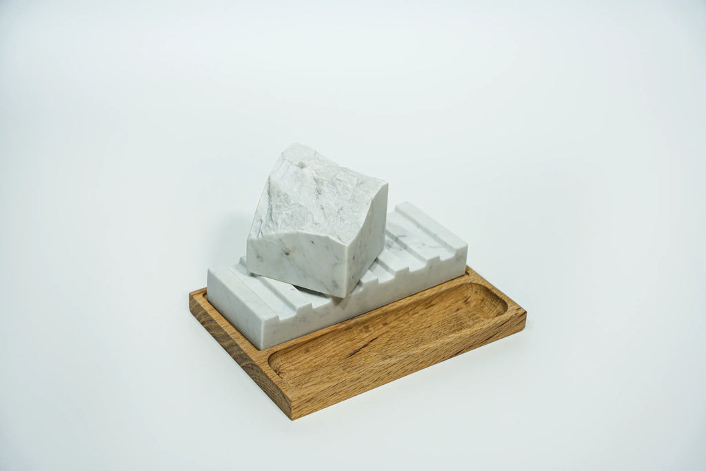 PineNut Cracker 28 x 18 x 10 cm