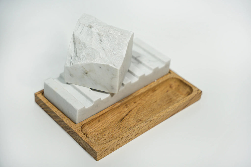 PineNut Cracker 28 x 18 x 10 cm