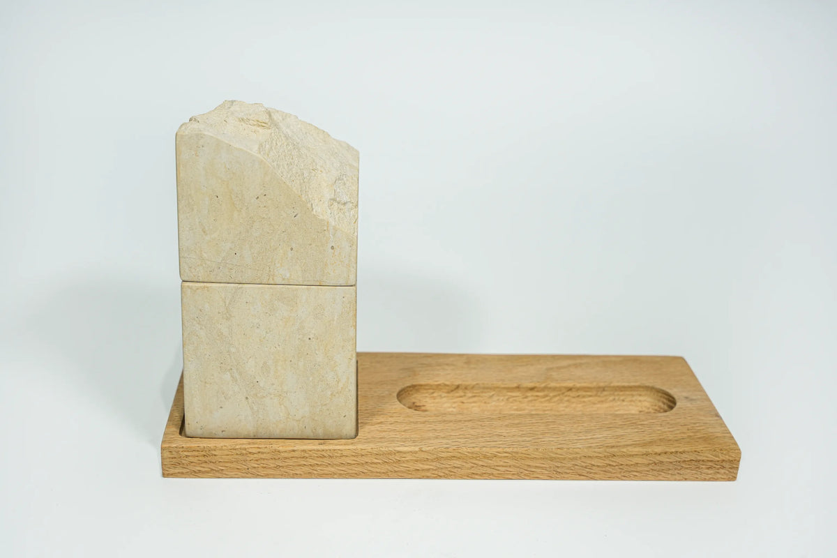 NutCracker 28 x 10 x 18 cm