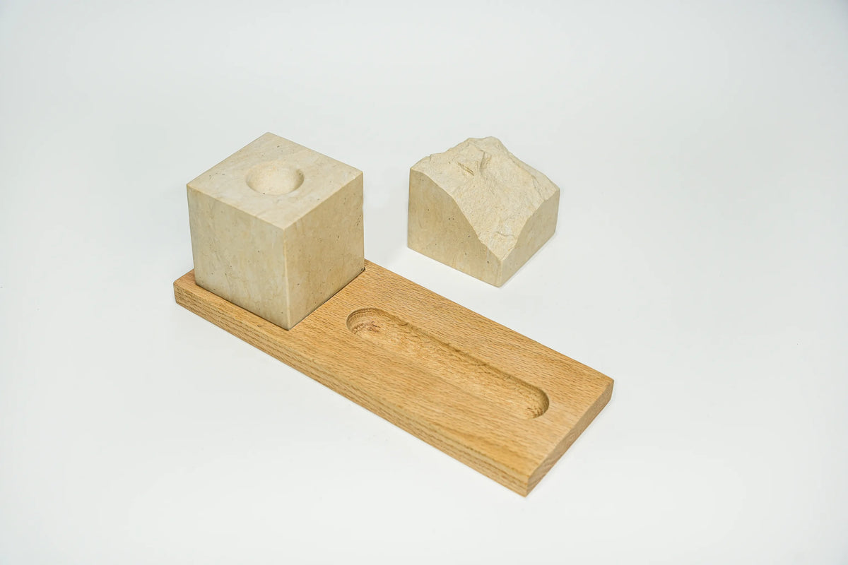 NutCracker 28 x 10 x 18 cm
