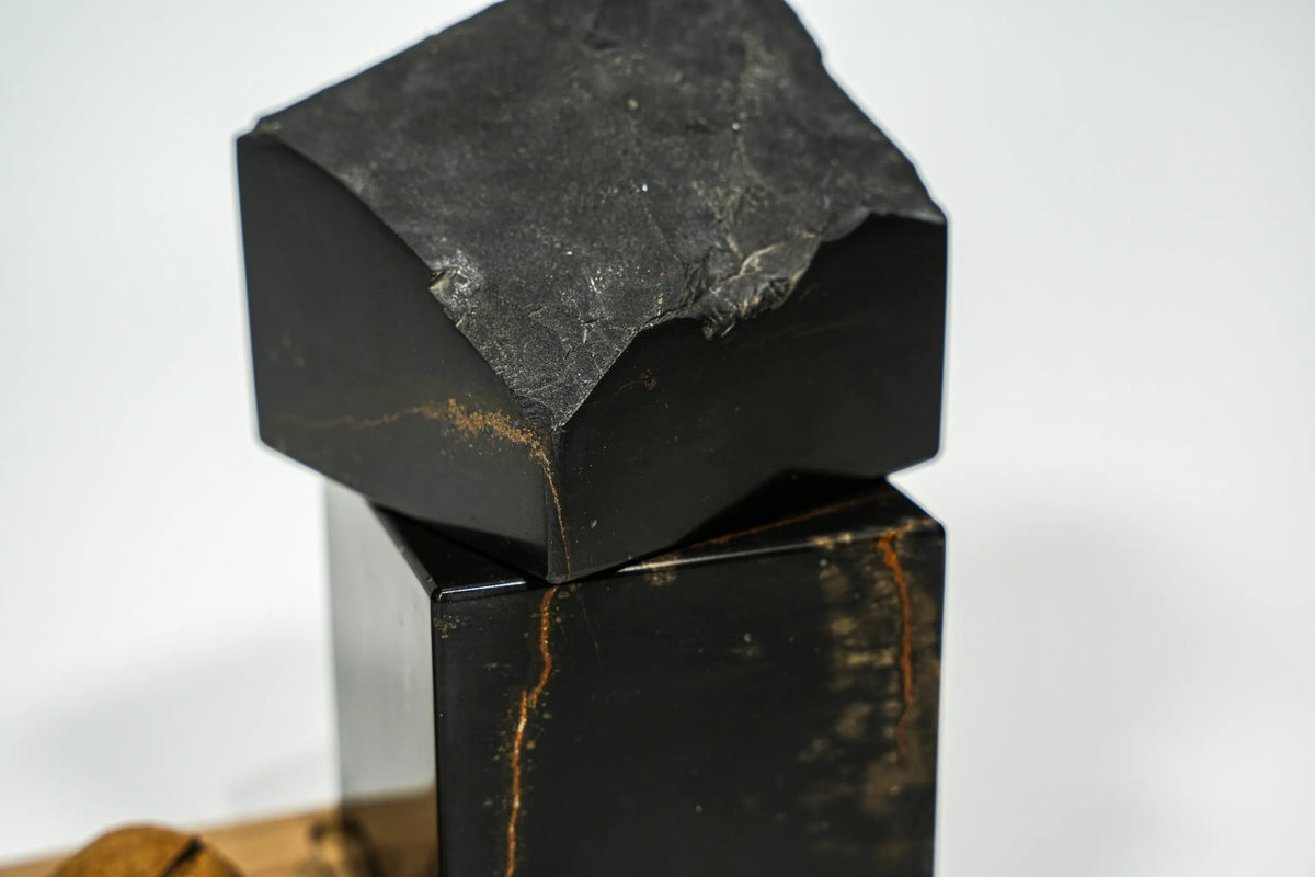 NutCracker 28 x 10 x 18 cm