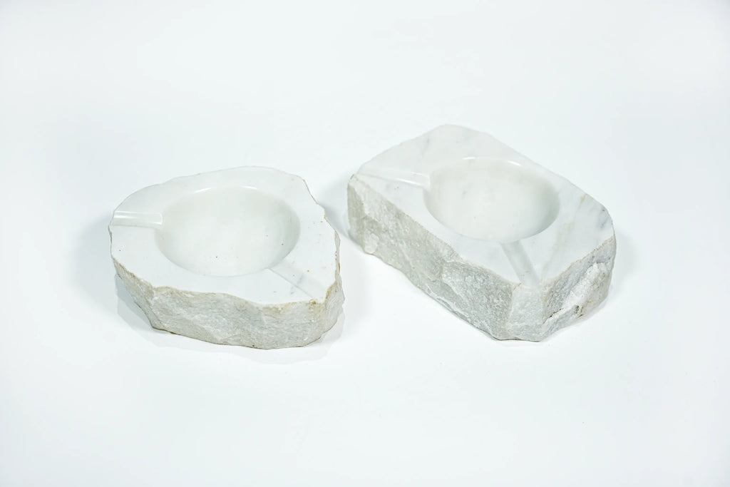 Ashtray  16 x 16 x 4 cm