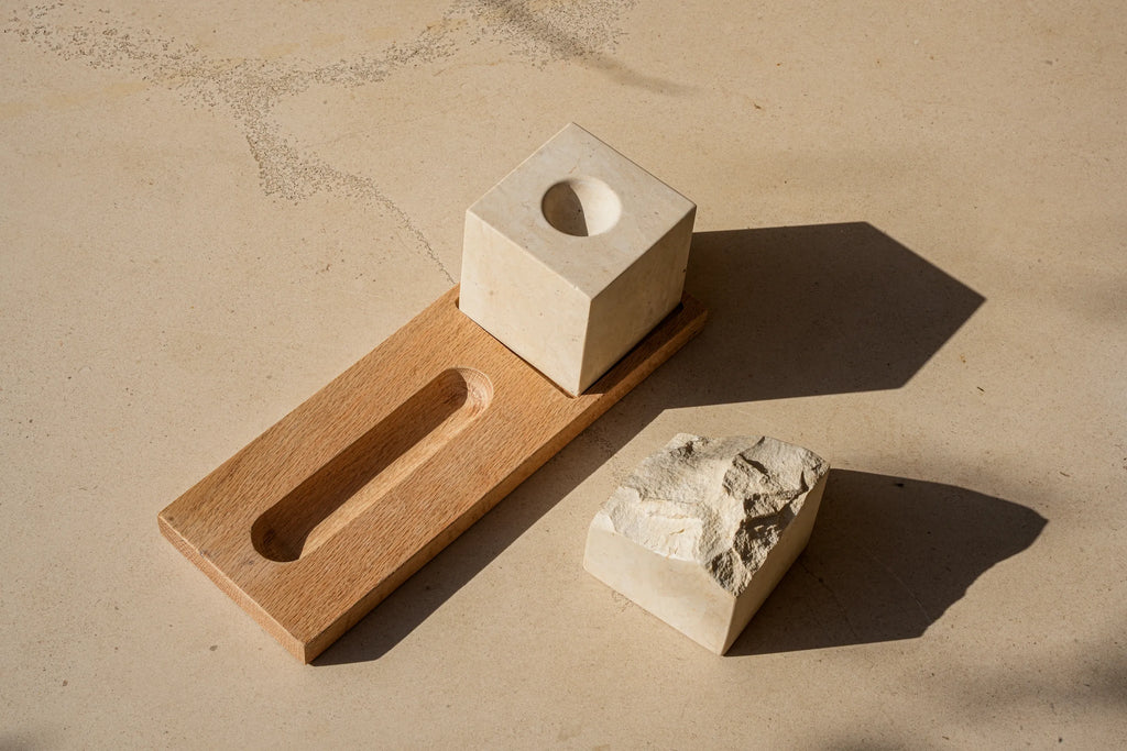 NutCracker 28 x 10 x 18 cm